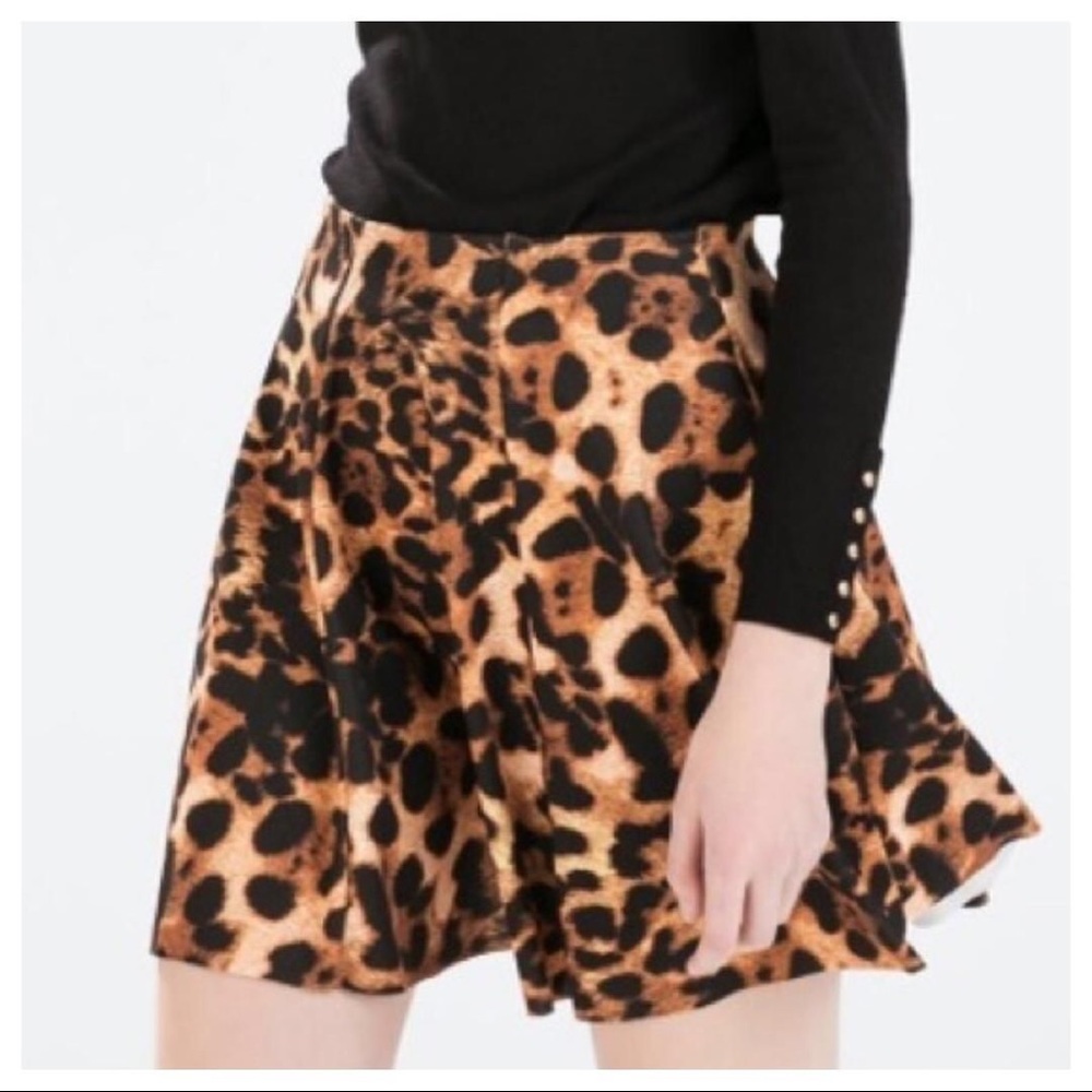 ⚡️SALE⚡️ Zara Cheetah Print Skirt